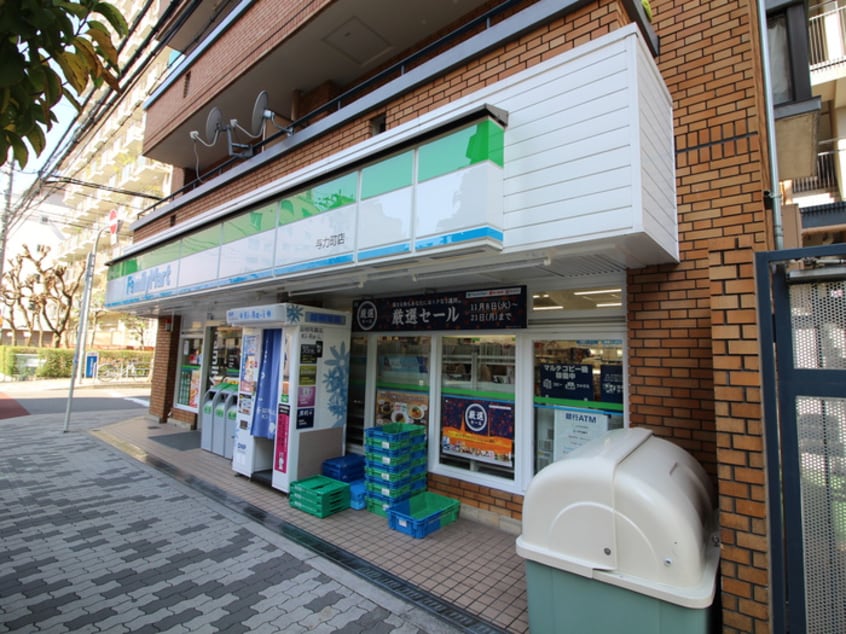 ファミリーマート(コンビニ)まで122m ゴックス南森町