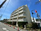 ブルーミンメドー本山の外観