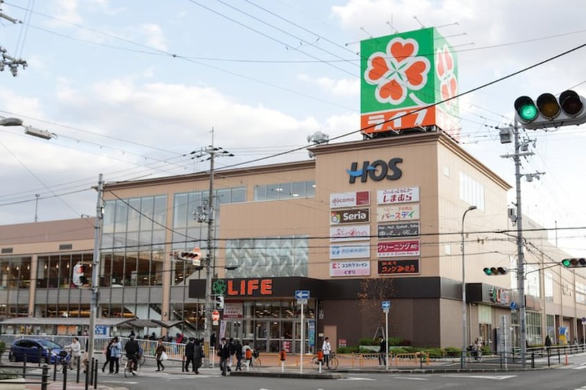ライフ八戸ノ里店(スーパー)まで435m カーサ・デ・リガール