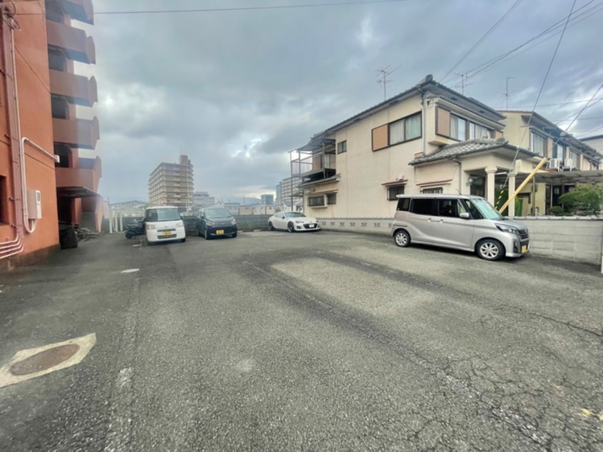 駐車場 三弘マンション