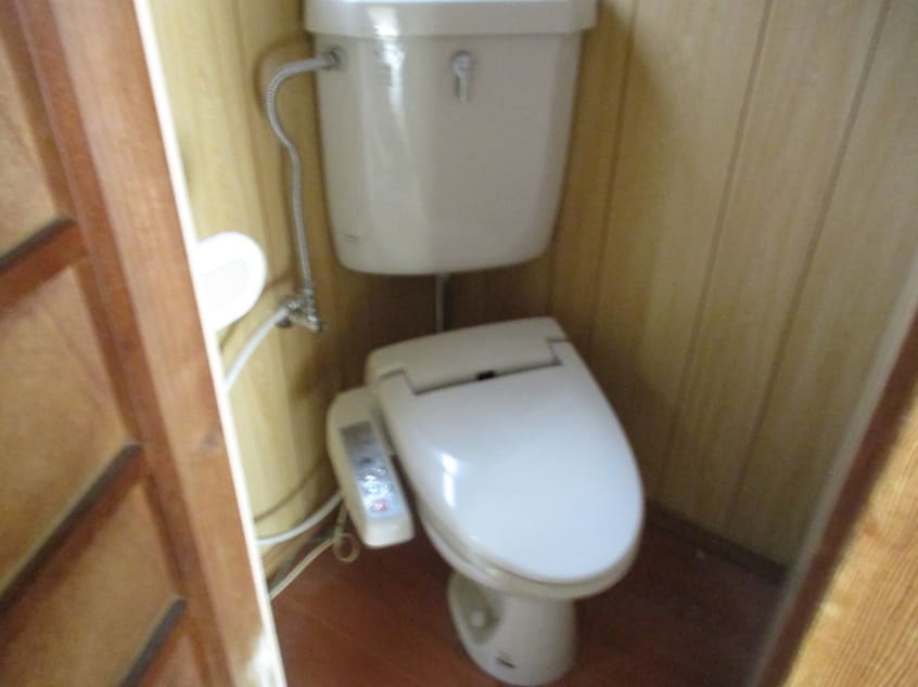 トイレ 高林貸家