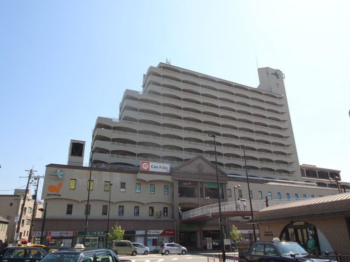 グリーンタウン夙川(ショッピングセンター/アウトレットモール)まで475m ガーデンコートヴォーリズ