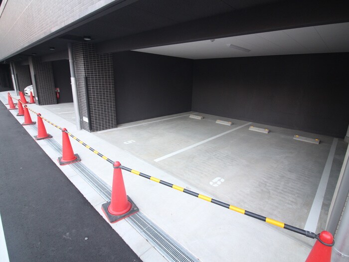 駐車場 アドバンス西梅田ビオス