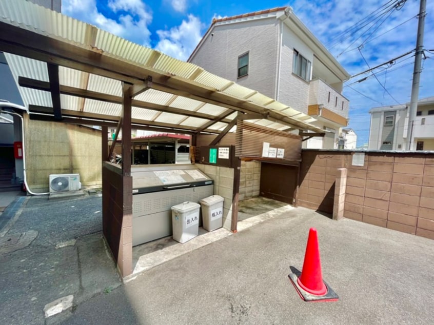 建物設備 グレイス川西南館