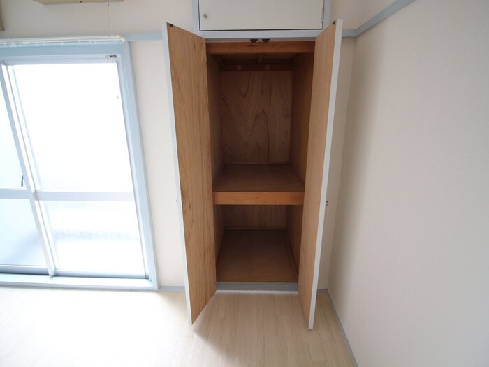 収納 グレイス川西南館