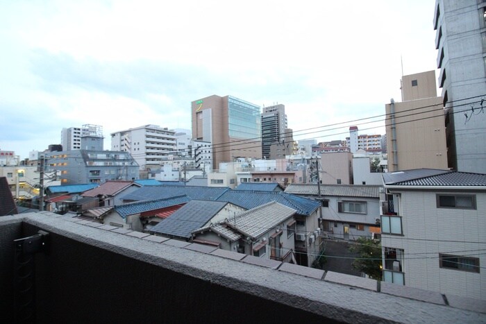 室内からの展望 リ－ガル新大阪Ⅱ