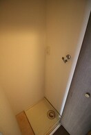 洗濯機置場 リ－ガル新大阪Ⅱ