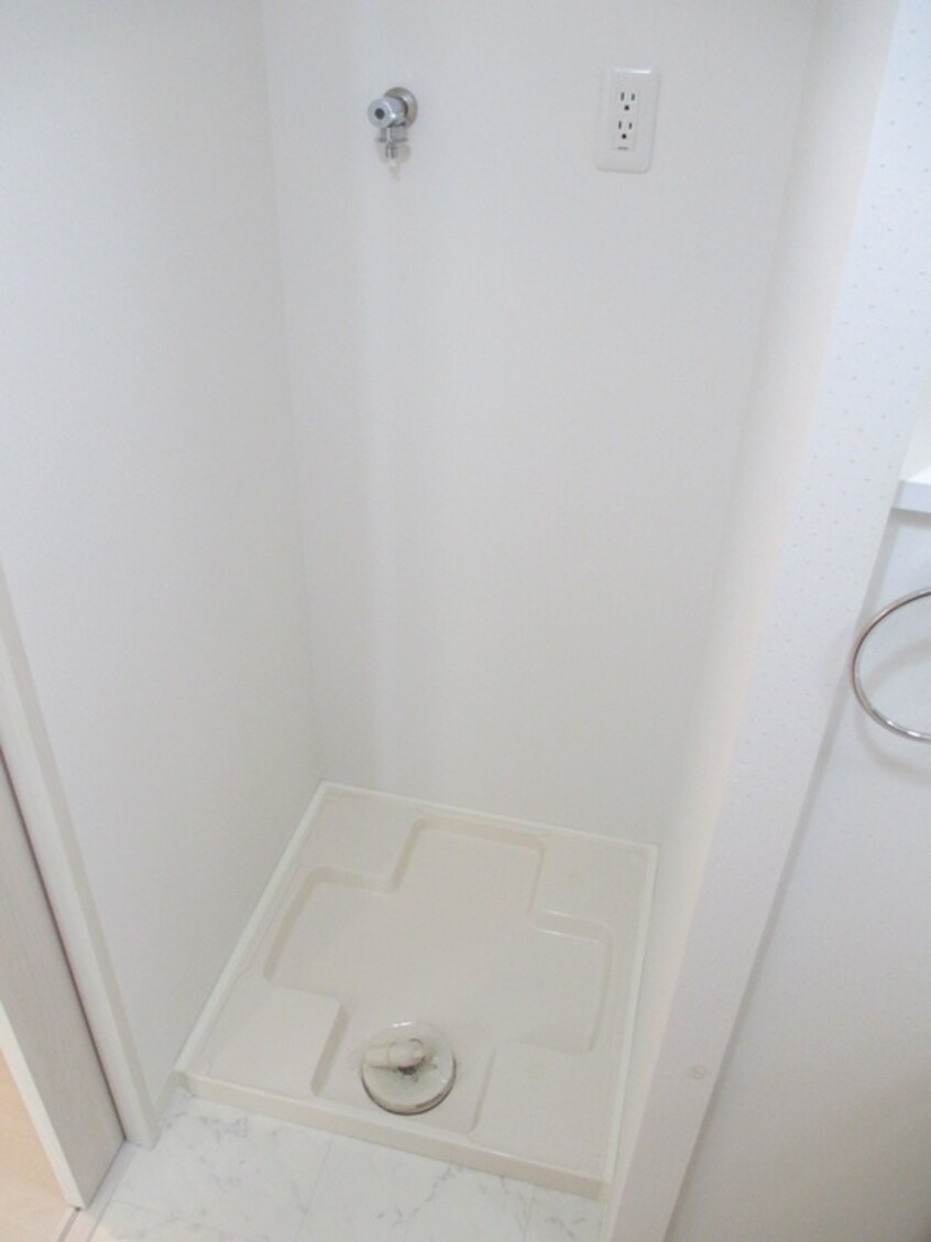 洗濯機置場 プリオーレ三宮