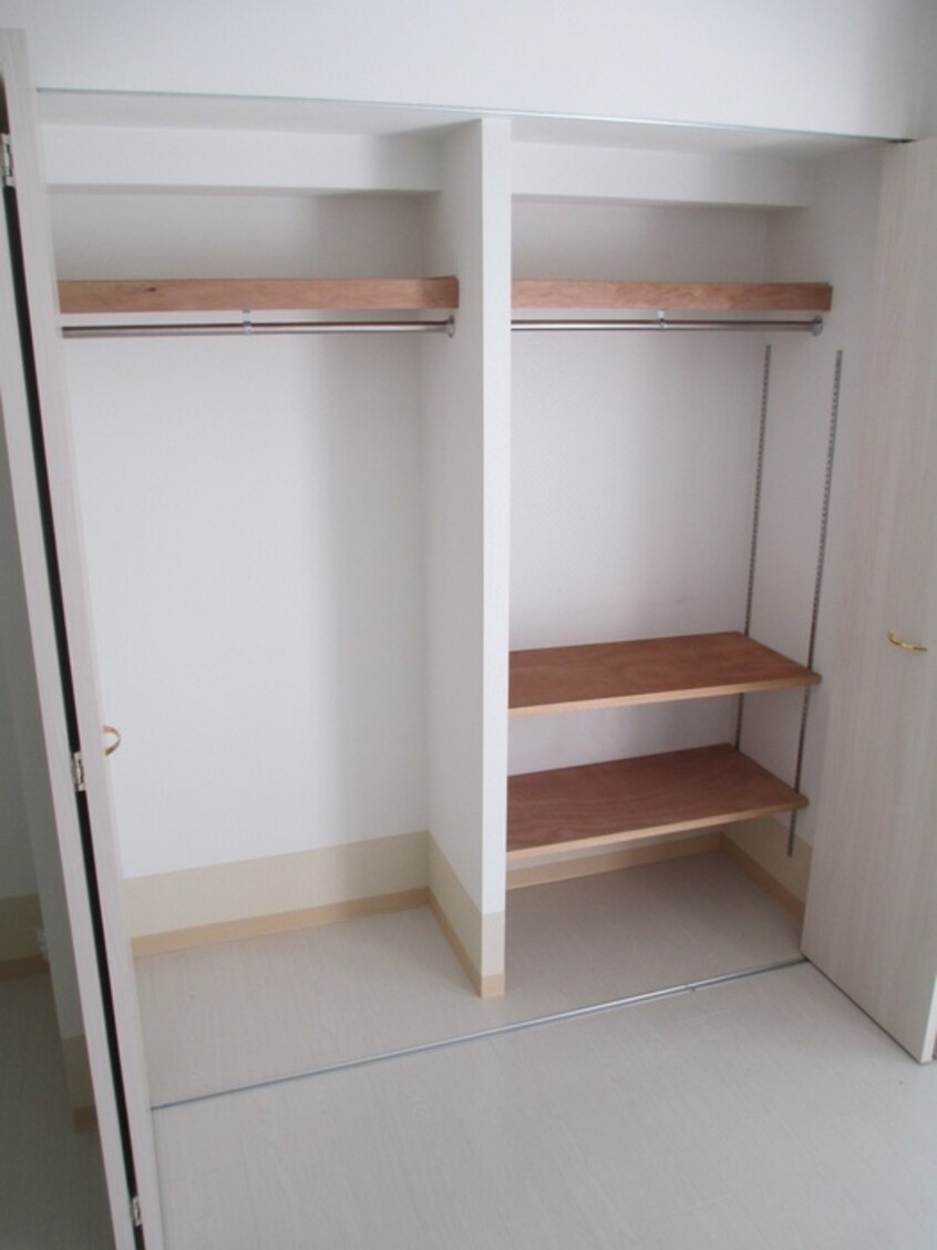 収納 プリオーレ三宮