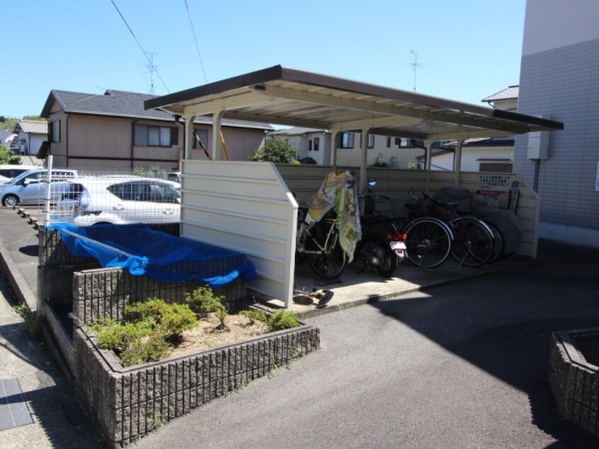 駐輪場 メゾンド・バンブー
