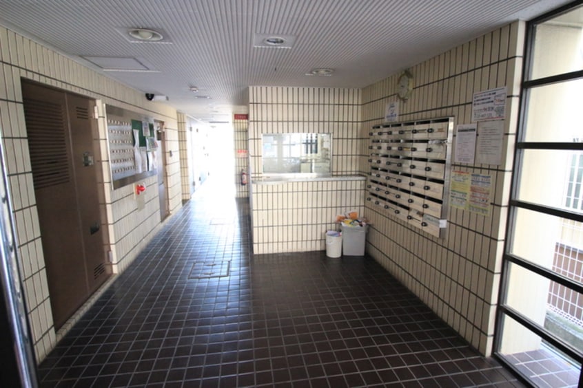 エントランス部分 グランドール南平野