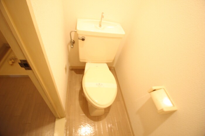 トイレ コ－ポ西取石