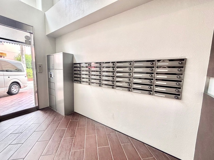 エントランス部分 エビデンス三津屋