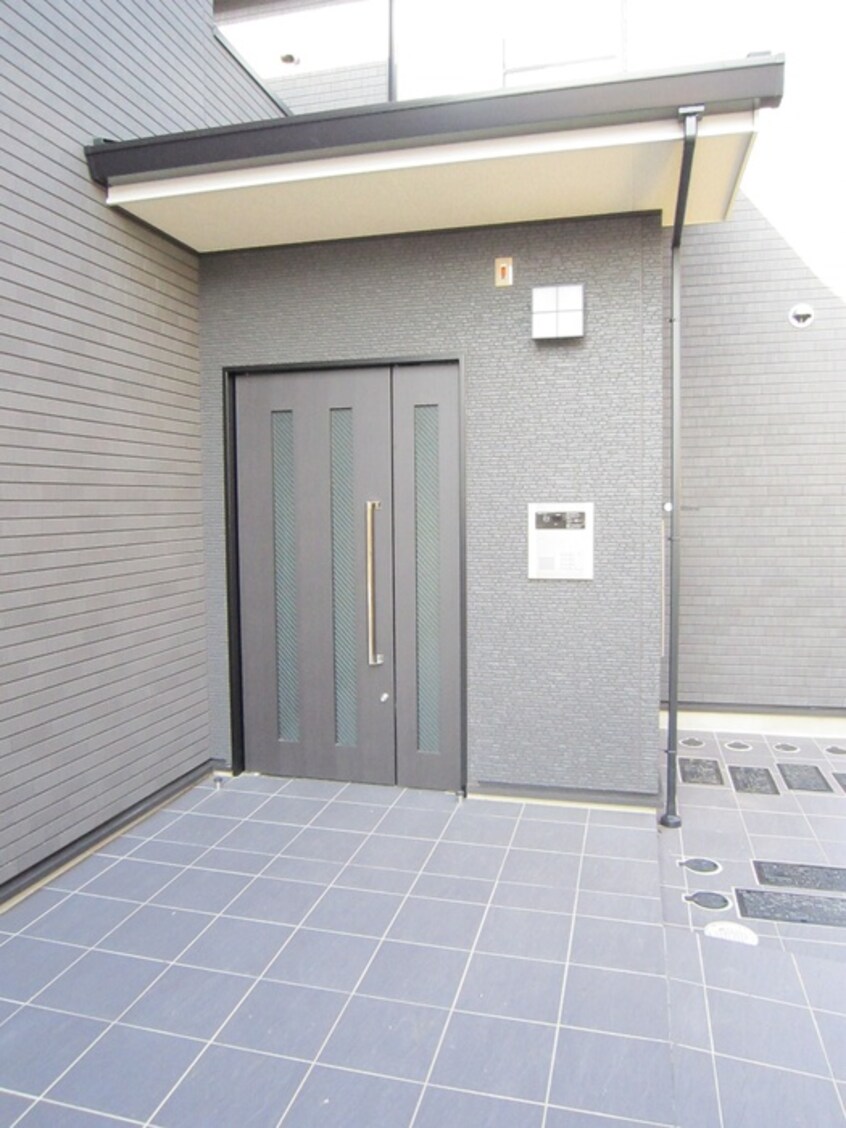 エントランス部分 フランアンジュ