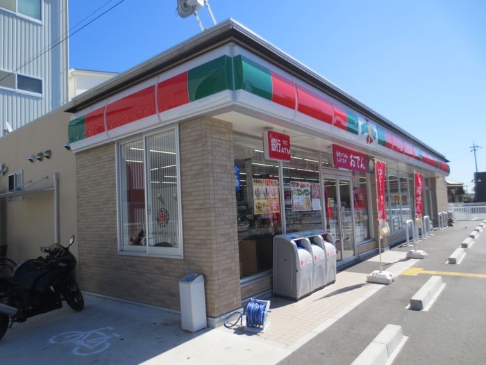 サンクス(コンビニ)まで208m Pine Valley　弐番館