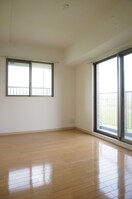 居室 エスリ－ド淀(301)