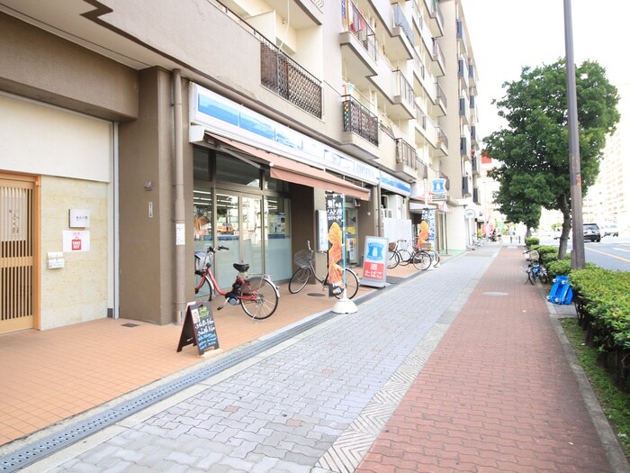 ローソン 東住吉 湯里二丁目店(コンビニ)まで160m エンジョイ湯里