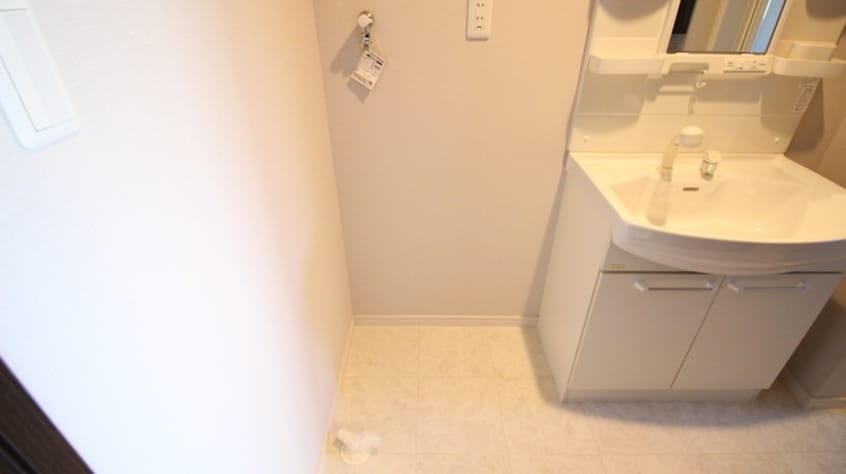 洗濯機置場 メゾン・クレ－ル