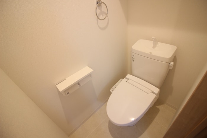 トイレ フィアスコート羽衣