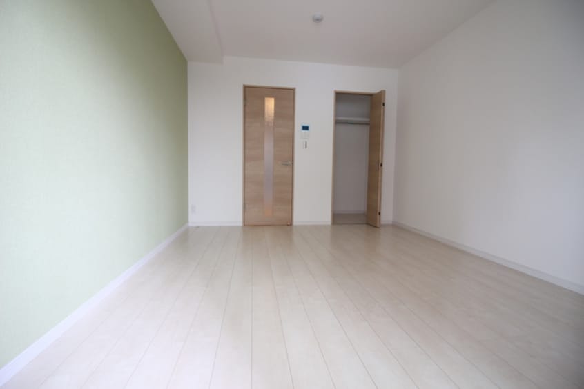 居室 フィアスコート羽衣