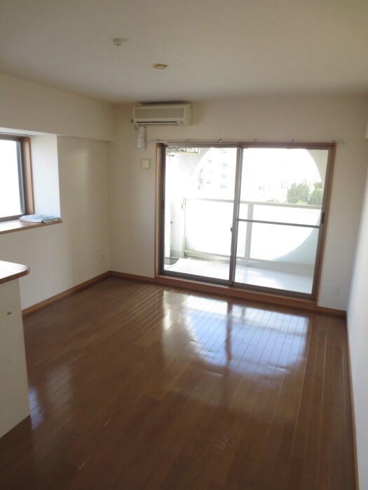 居室 ルナコ－ト塚本