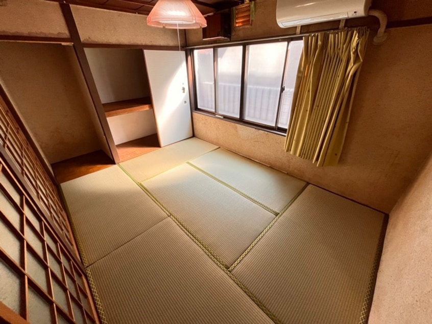 居室 ビエノス岡