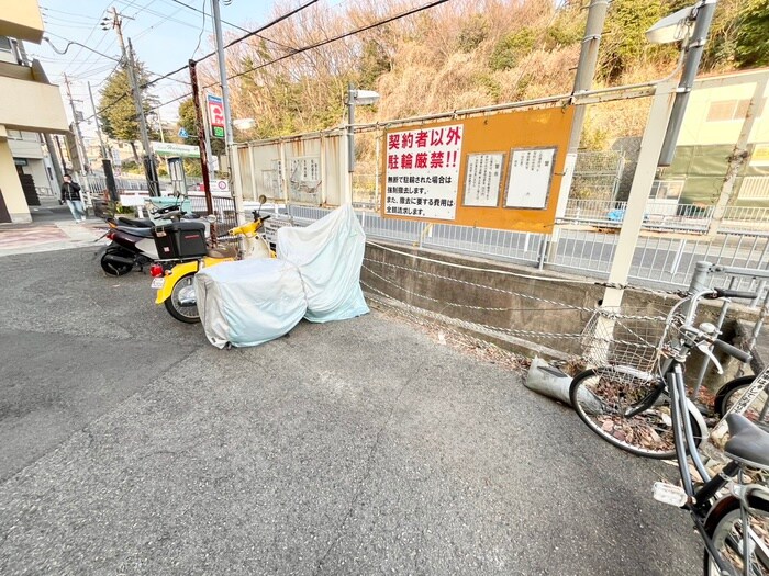 バイク置き場 多聞ニューハイツ（309）