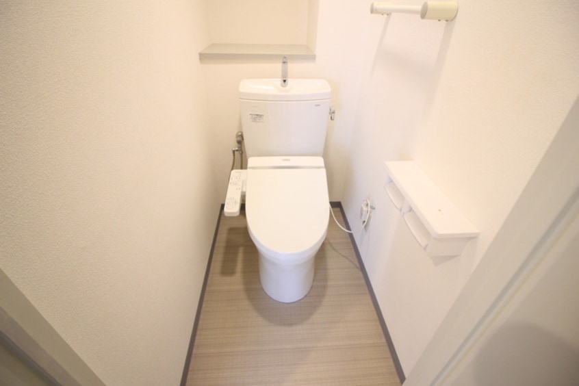 トイレ フォルム甲南町