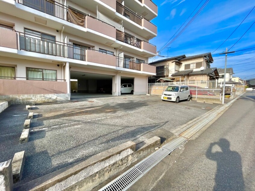 駐車場 南笠ハイツ