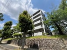 アルビス五月ヶ丘１２２号棟の外観