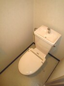 トイレ リバ－サイドビル