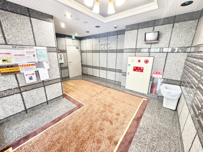 エントランス部分 ルミエール八尾駅前