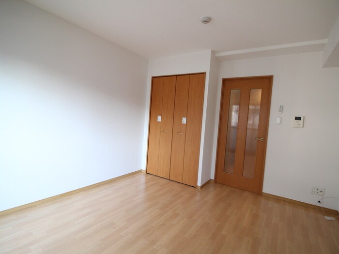 居室 ルミエール八尾駅前