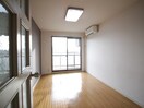 居室 グランベガ学文殿
