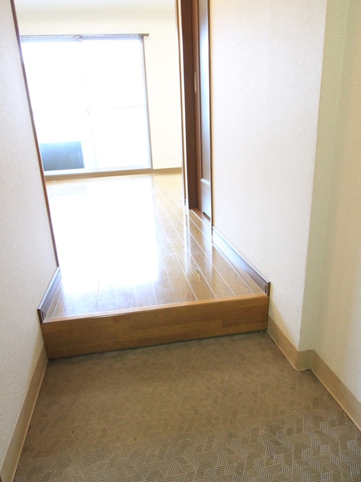 玄関 エス・ティ・ビル旭町