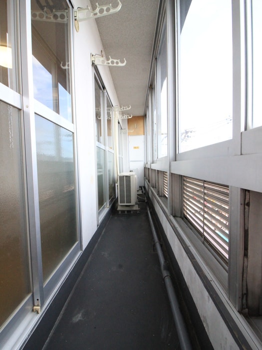 ベランダ・バルコニー エス・ティ・ビル旭町