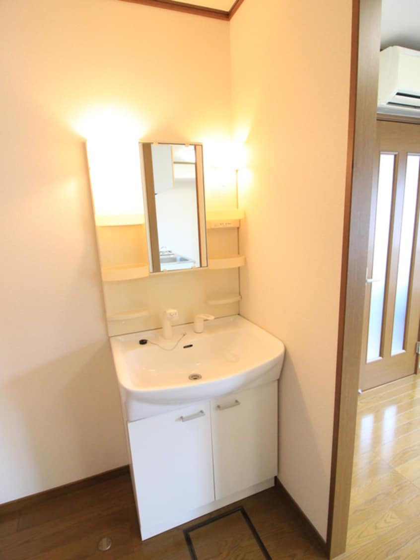 洗面 エス・ティ・ビル旭町