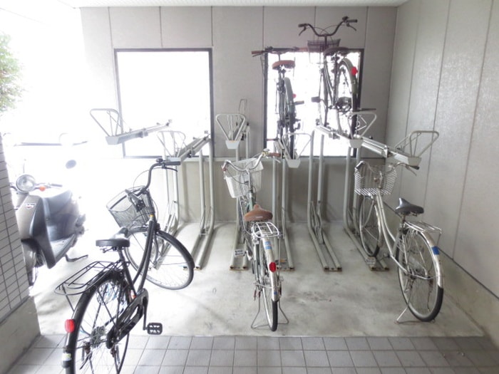 駐輪場 クラージュ高槻