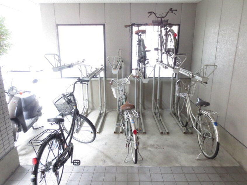 駐輪場 クラージュ高槻