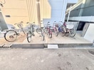 駐輪場 グレ－ス香里園