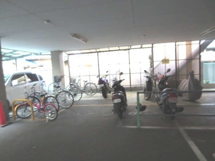 駐輪場 アーバンＳライフ　B棟