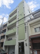 マンション諏訪山の外観