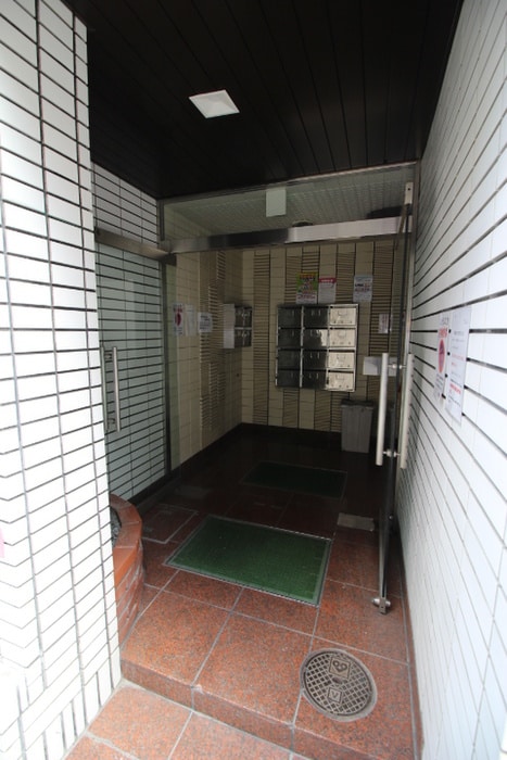 エントランス部分 丸善シティハイツ上六