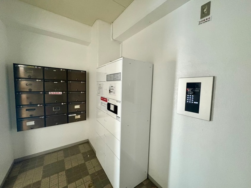 エントランス部分 ラ・ロッカ