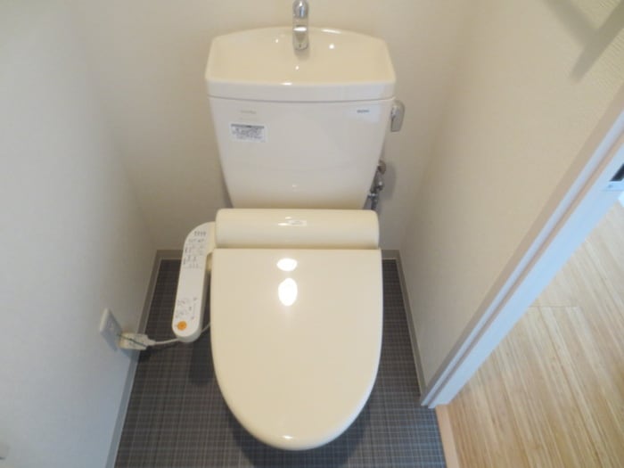 トイレ ブライトロ－ド西宮