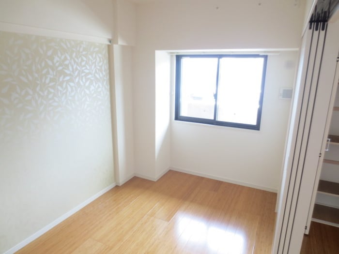 居室 ブライトロ－ド西宮