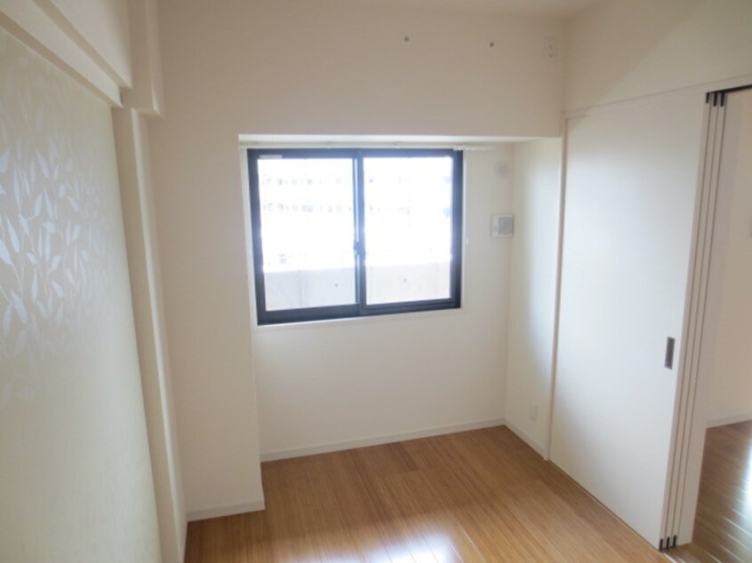 居室 ブライトロ－ド西宮