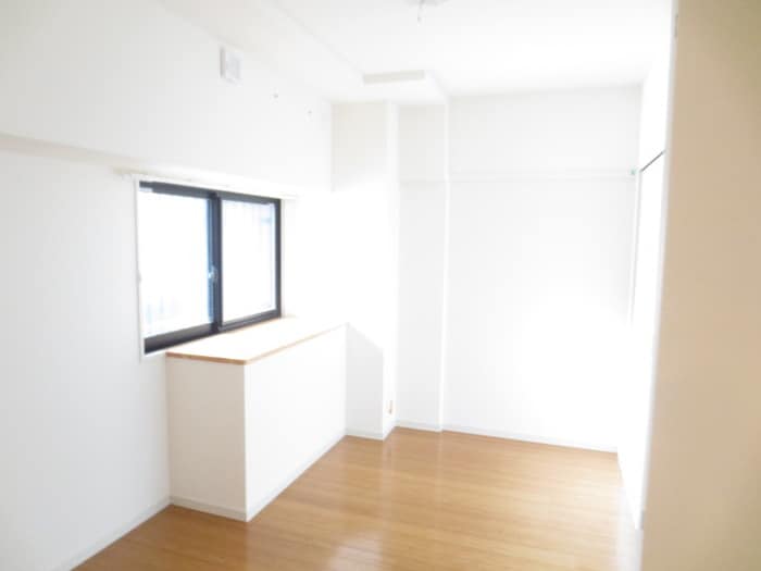 居室 ブライトロ－ド西宮