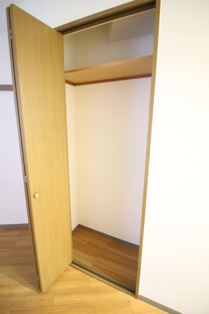 収納 クレーデル四条