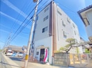 エクセル花園Ａ棟の外観